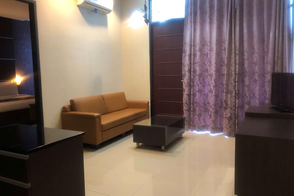 Kyriad Sadurengas Hotel Tanah Grogot Buitenkant foto